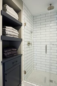 White subway tiles with black grout