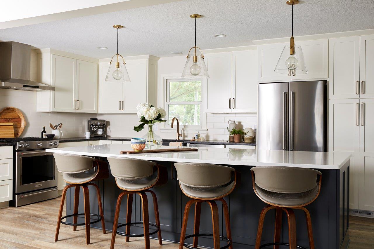 The Timeless Beauty and Practicality of White Kitchens