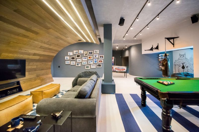 Basement-man-cave-game-room-colors