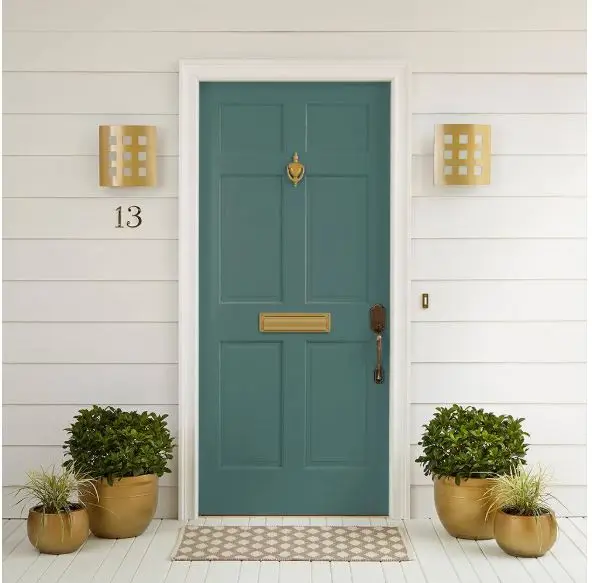 behr hidden gem on front door of white house